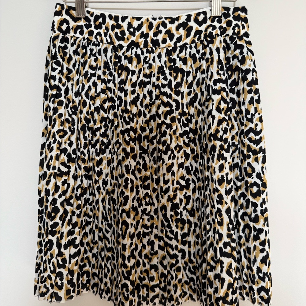 J. Crew leopard print pleated skirt size 0